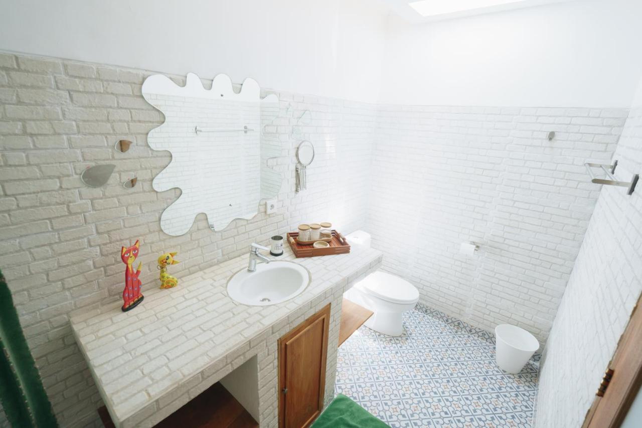 Villa Orked 3 With Family Room Seminyak Ngoại thất bức ảnh