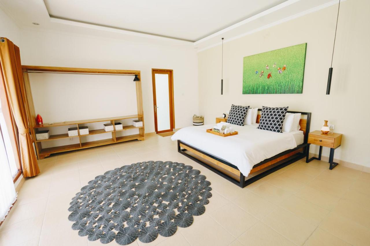 Villa Orked 3 With Family Room Seminyak Ngoại thất bức ảnh