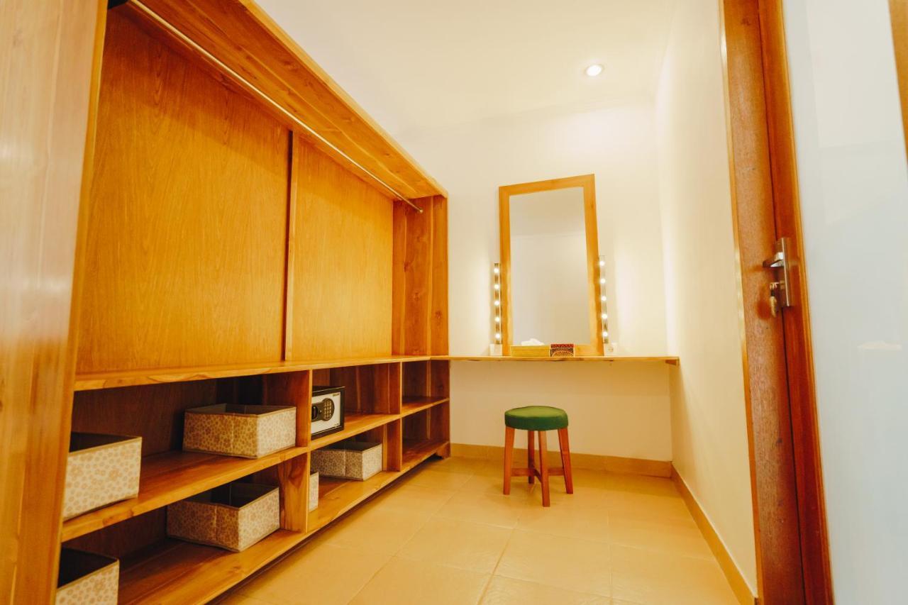 Villa Orked 3 With Family Room Seminyak Ngoại thất bức ảnh