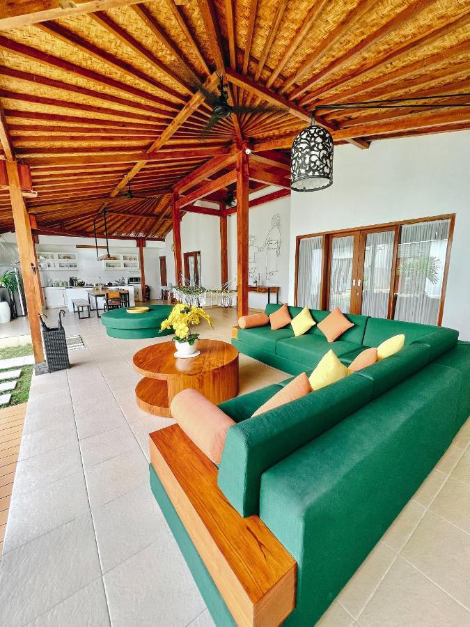 Villa Orked 3 With Family Room Seminyak Ngoại thất bức ảnh