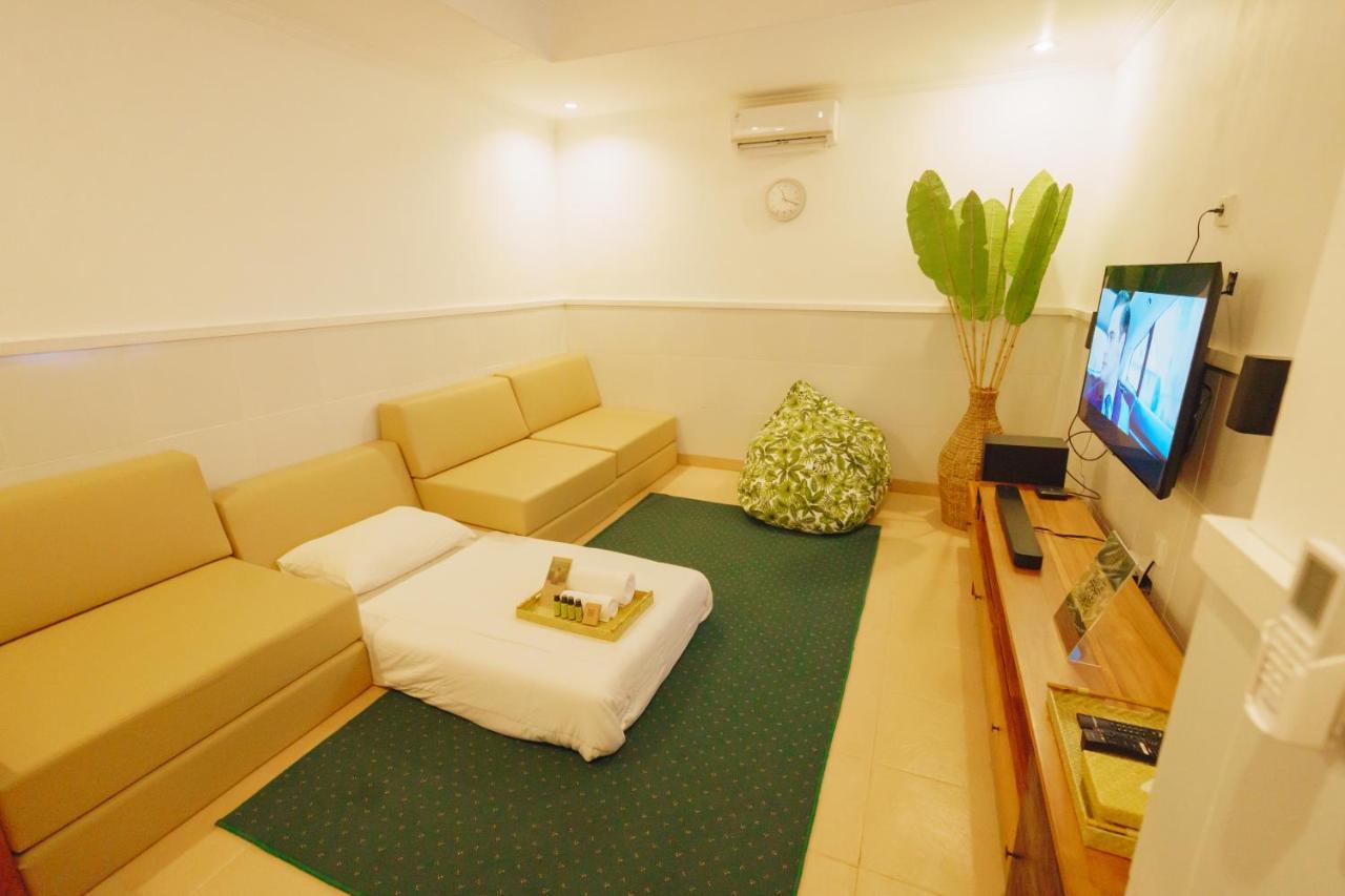 Villa Orked 3 With Family Room Seminyak Ngoại thất bức ảnh